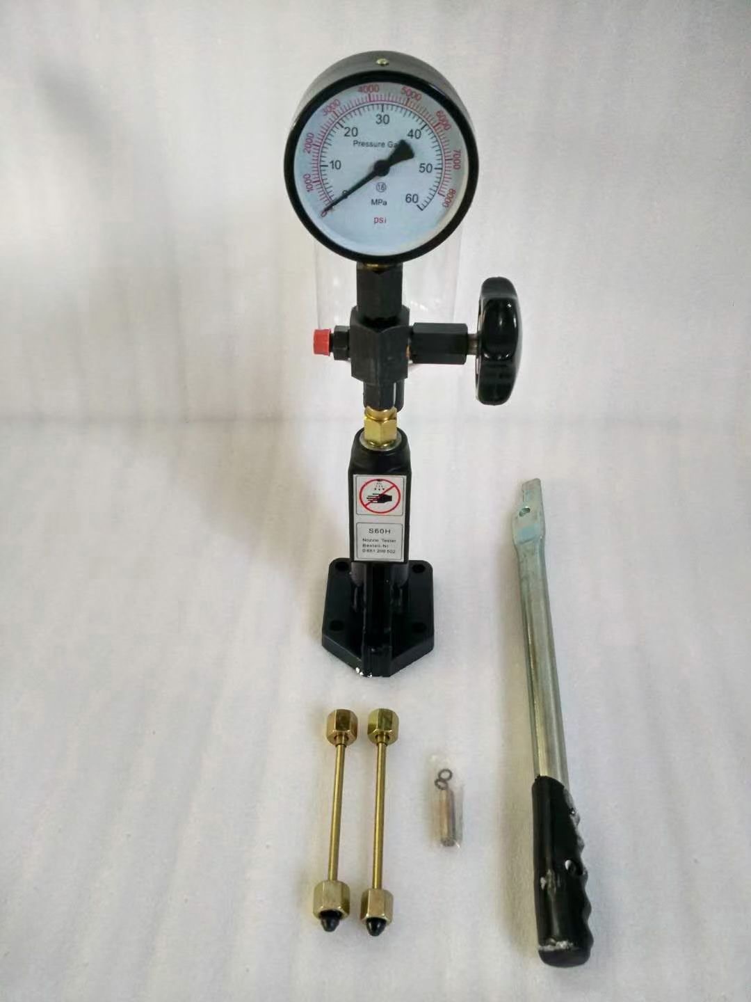 Pompa manuale per ugello carbu - Fuel Injector Tester recensione e prezzo